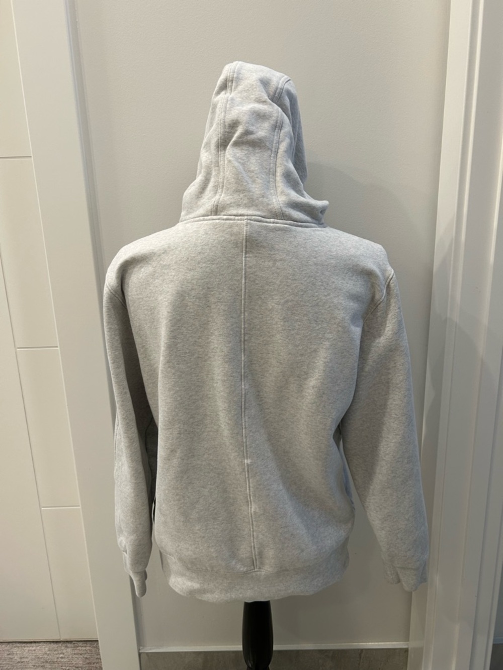 Athleta Light Gray women’s  Hoodie size m - Picture 3 of 9